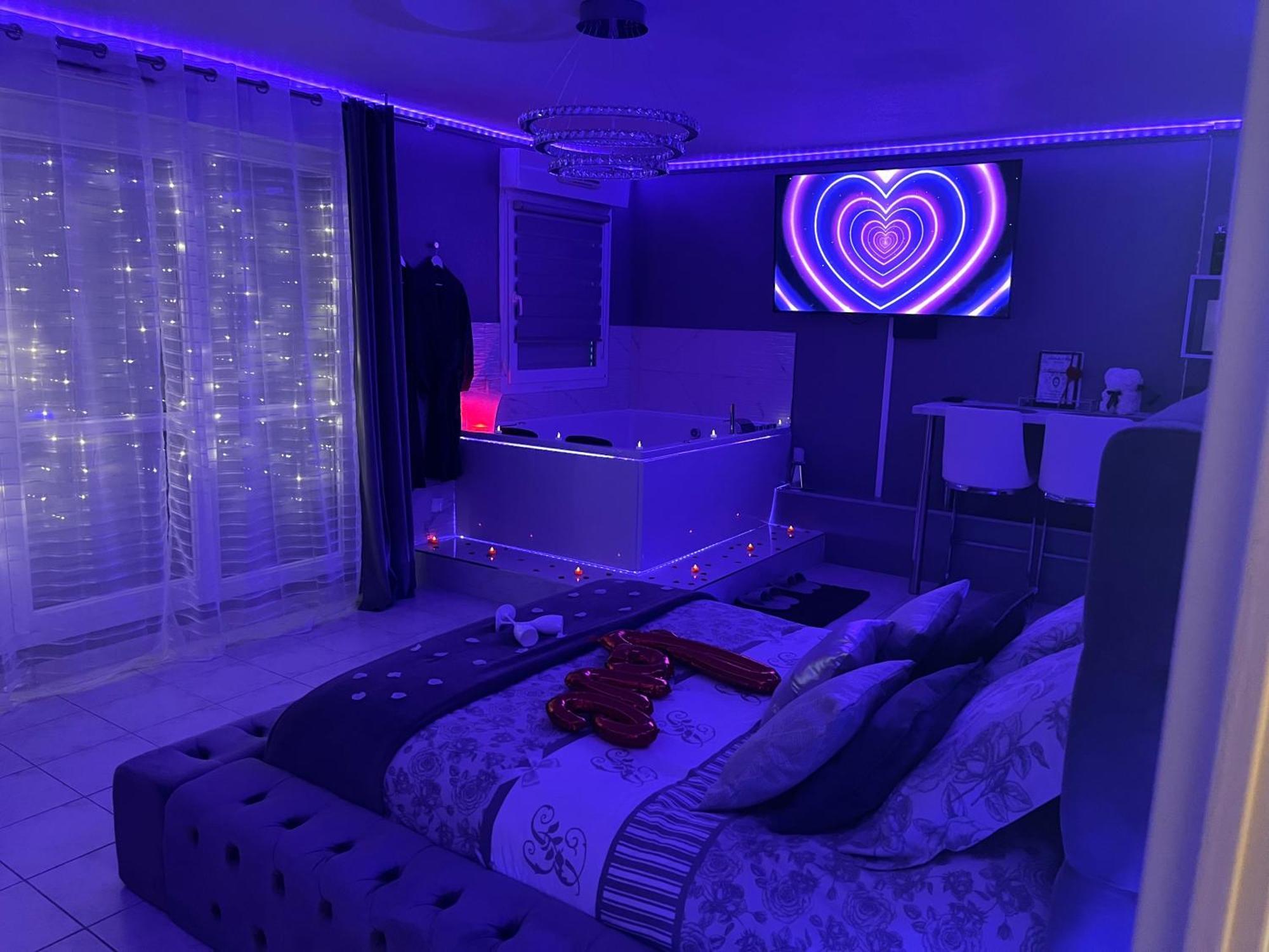 « Le Boudoir D'Elodie » Le Spa Romantique Saint-Leonard  Exterior photo